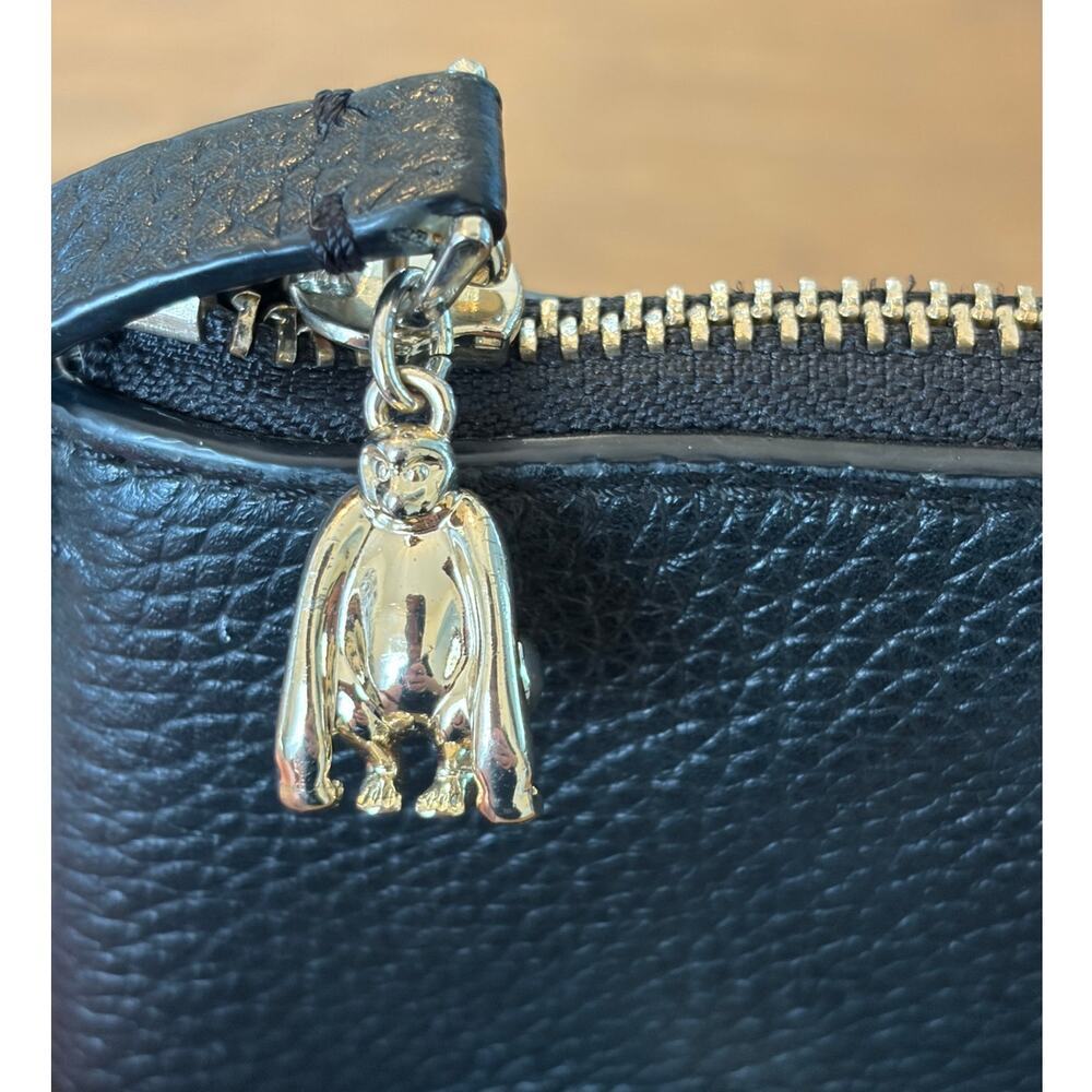Kate Spade Black Pebbled Leather Crossbody Bag Gorilla Charm Tassel Purse - Picture 2 of 7